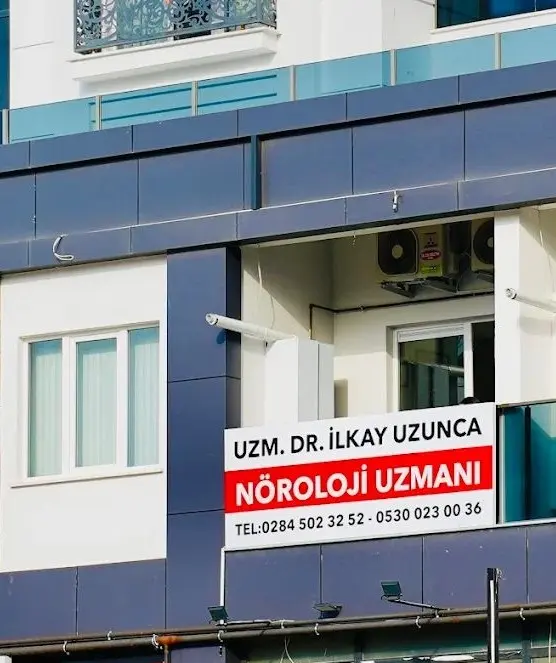 Clinic-provided photograph of Dr İlkay Uzunca