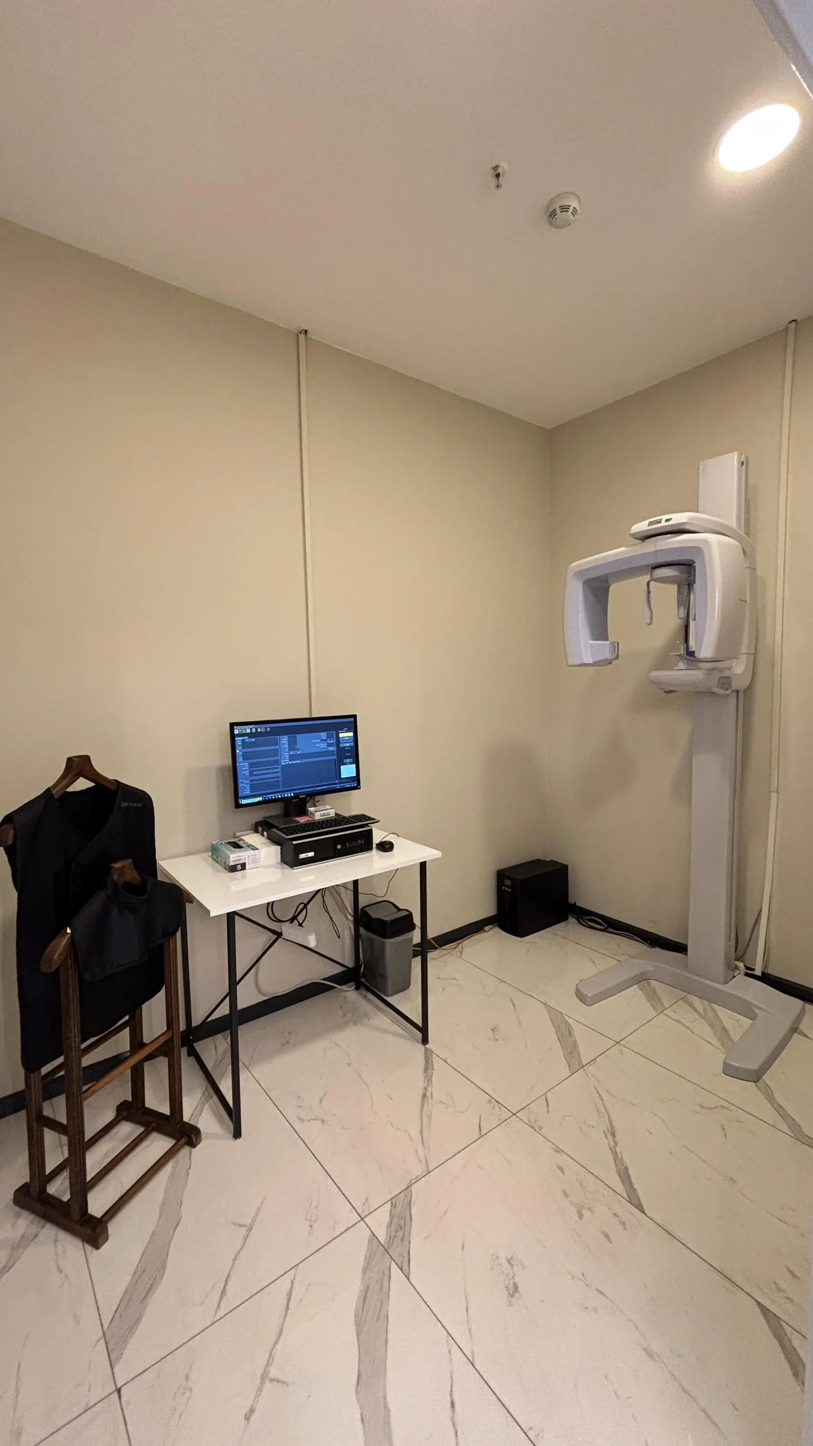 Clinic-provided photograph of Han Dental Clinic