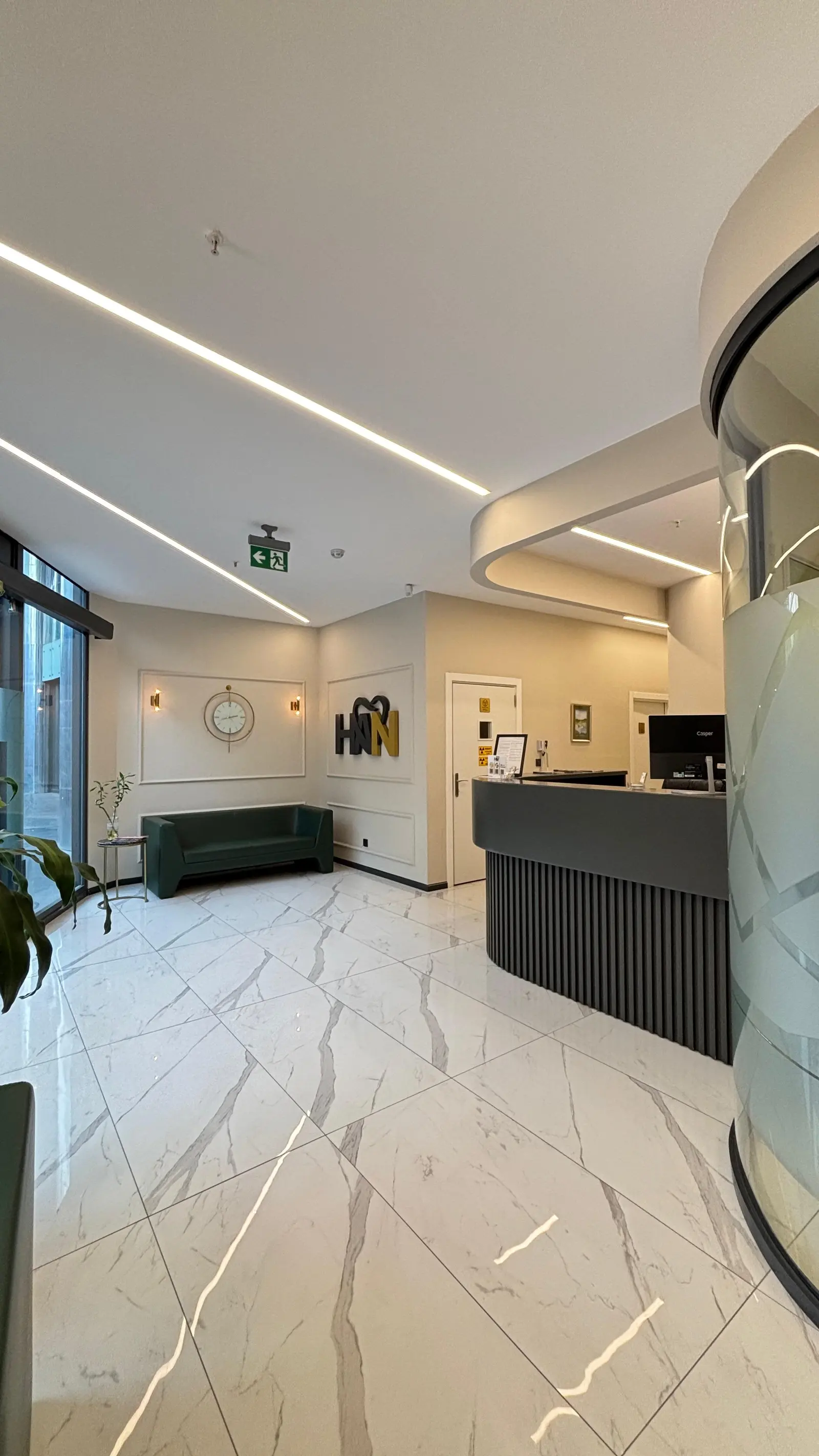 Clinic-provided photograph of Han Dental Clinic