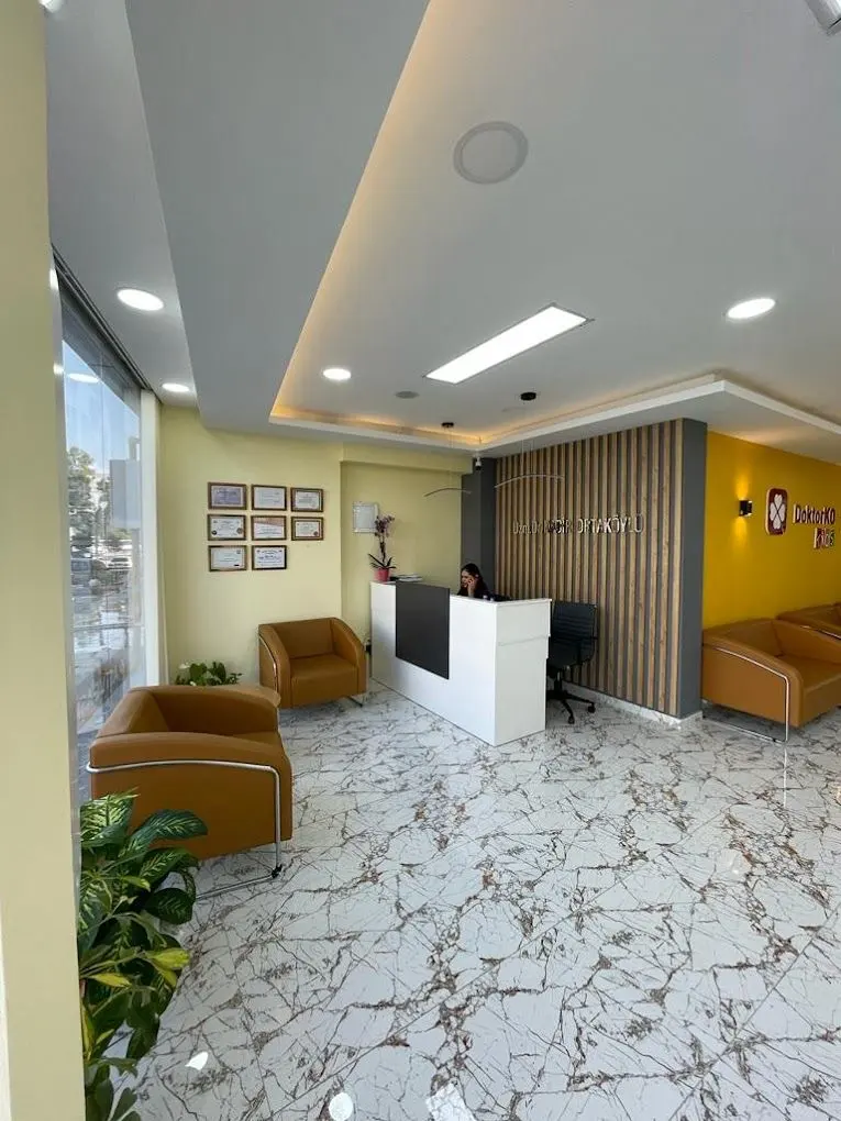 Clinic-provided photograph of Dr Kadir Ortaköylü