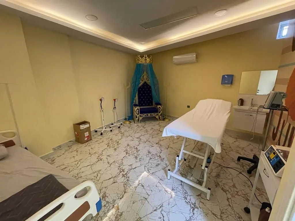 Clinic-provided photograph of Dr Kadir Ortaköylü