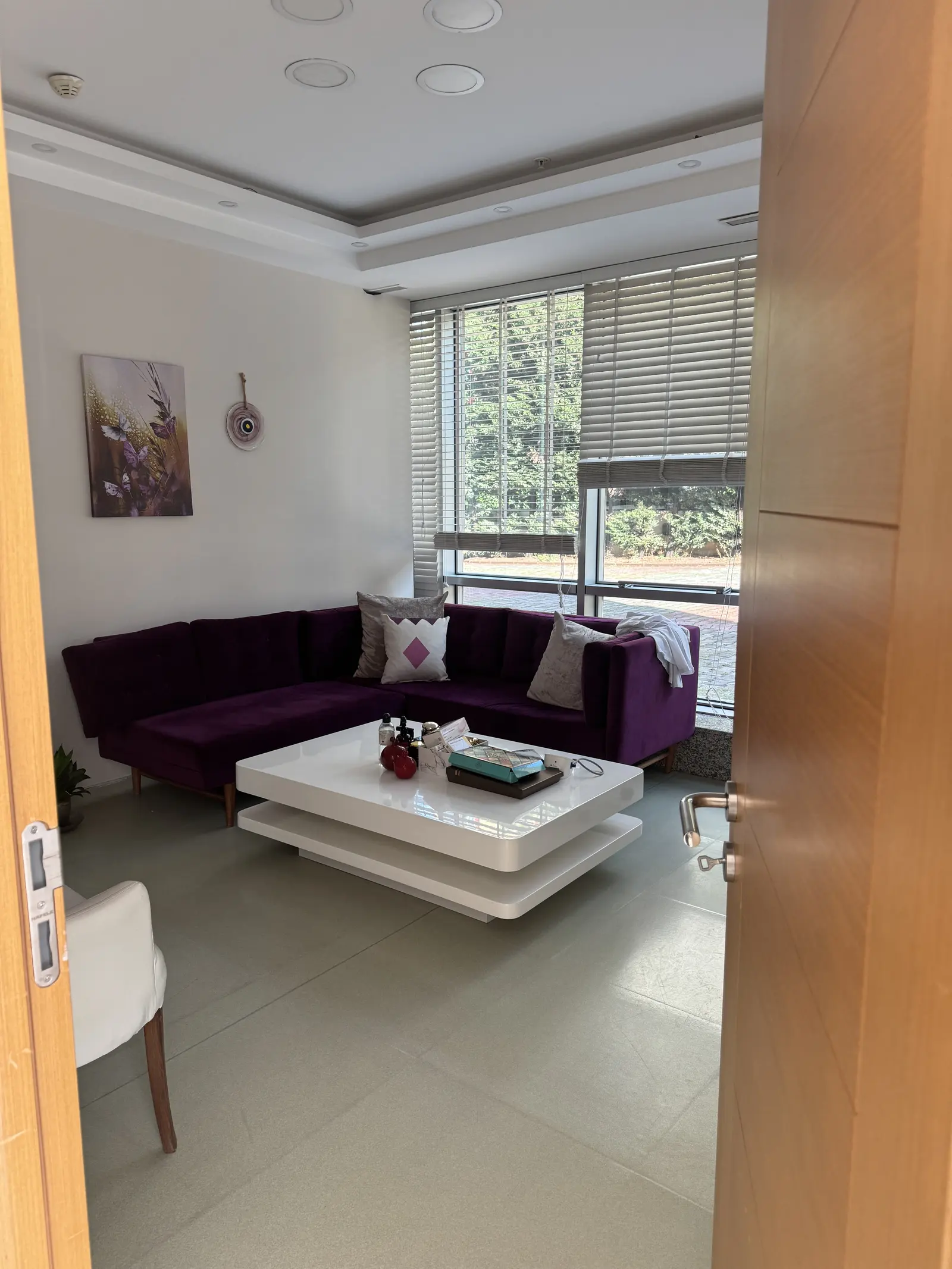 Clinic-provided photograph of Assoc. Prof. Dr Yasemin Çekmez
