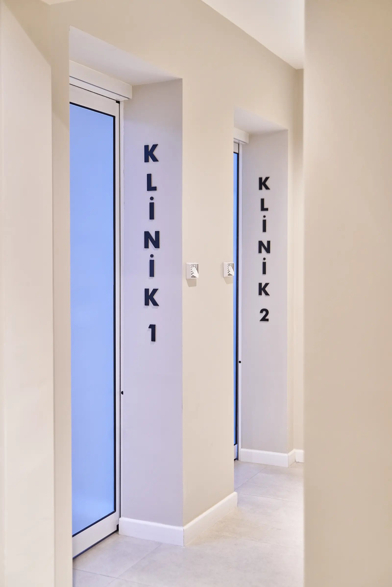Von der Klinik bereitgestelltes Foto von Dr. Berk Solakoğlu