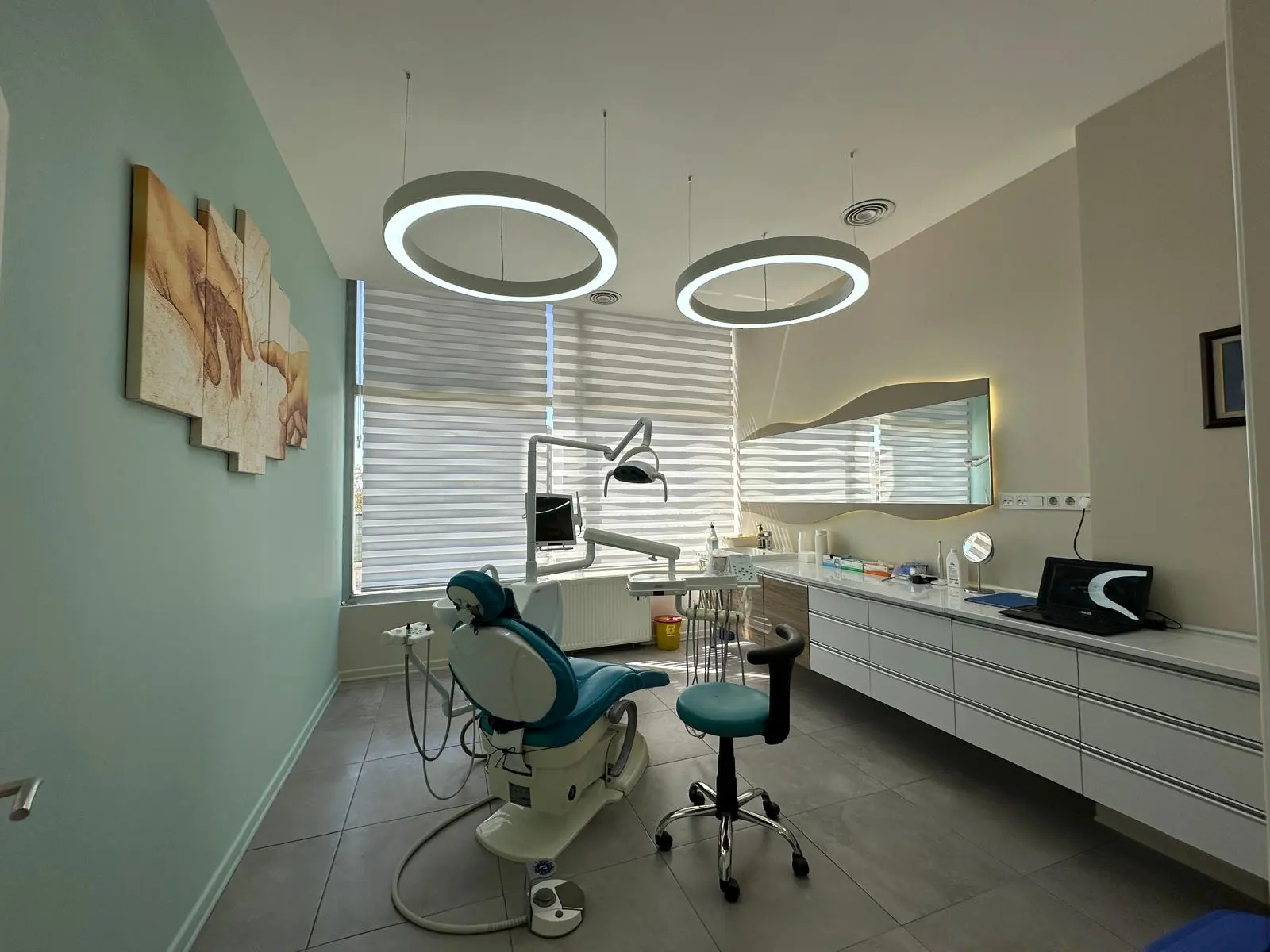 Von der Klinik bereitgestelltes Foto von Dentral Zahnklinik
