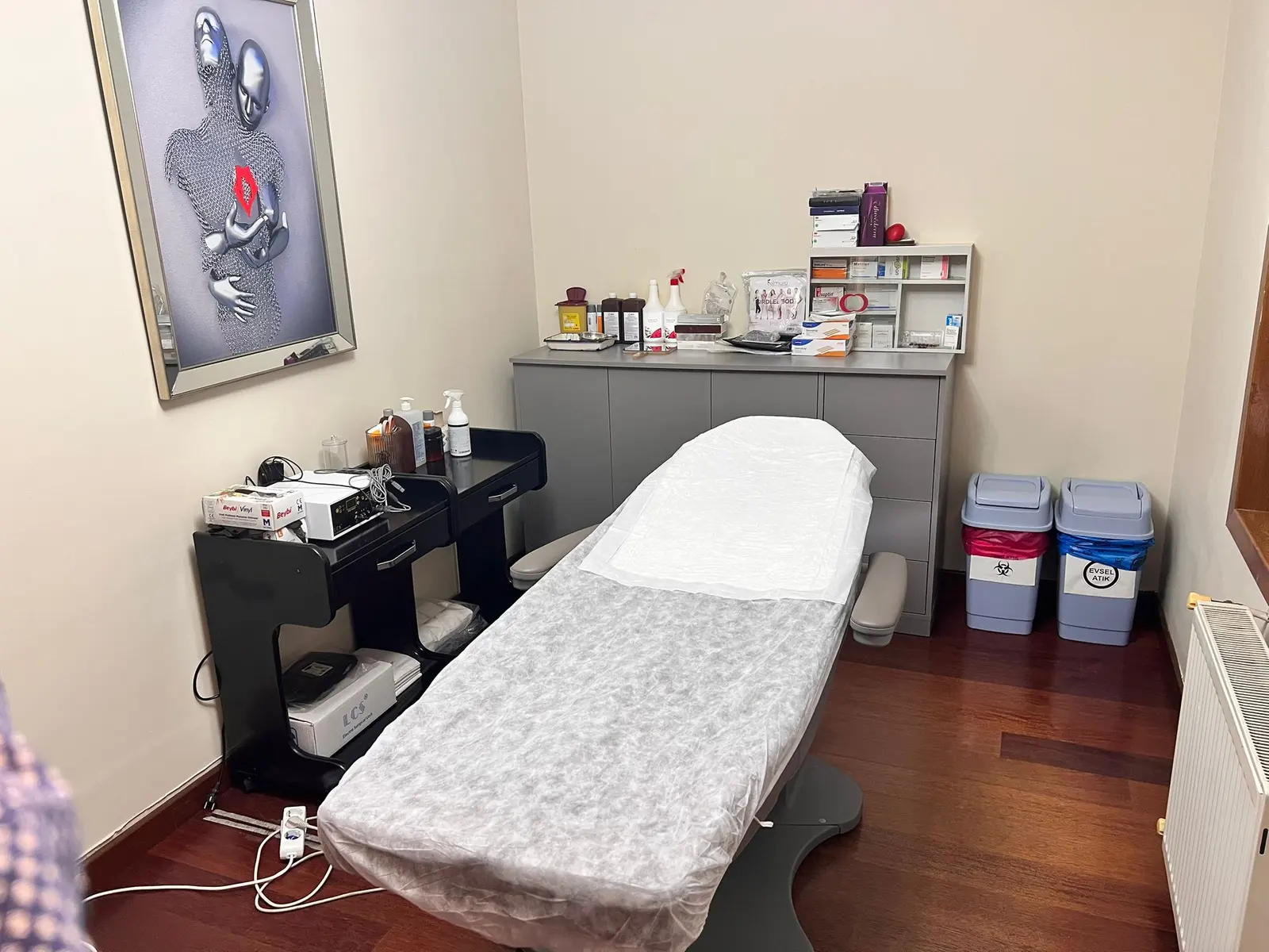 Clinic-provided photograph of Dr Fatih Kılıç