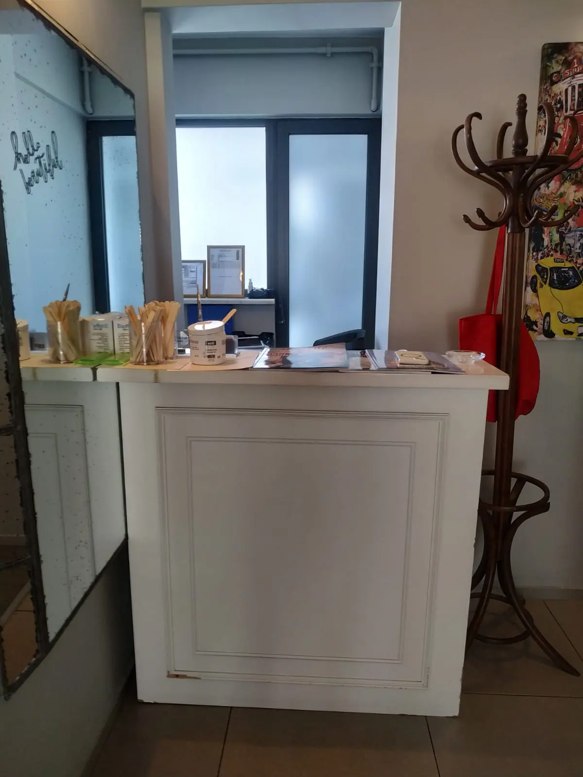Clinic-provided photograph of Dr Oğuzhan Akgül