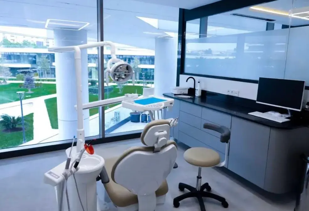 Clinic-provided photograph of HLC Dental Clinic