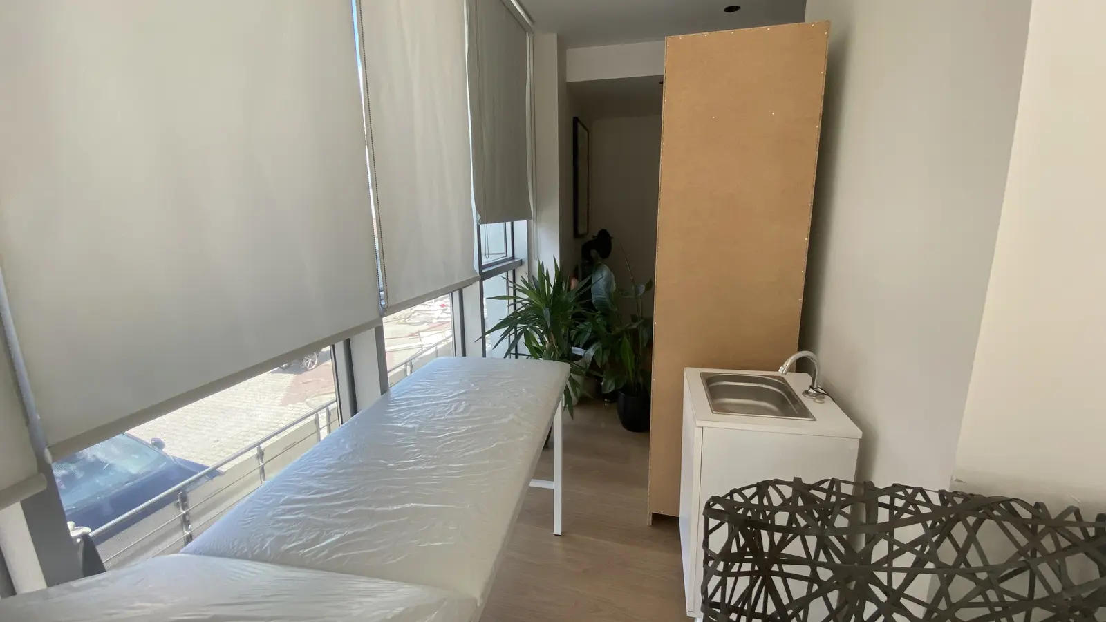 Clinic-provided photograph of Dr Onur Özdenoğlu