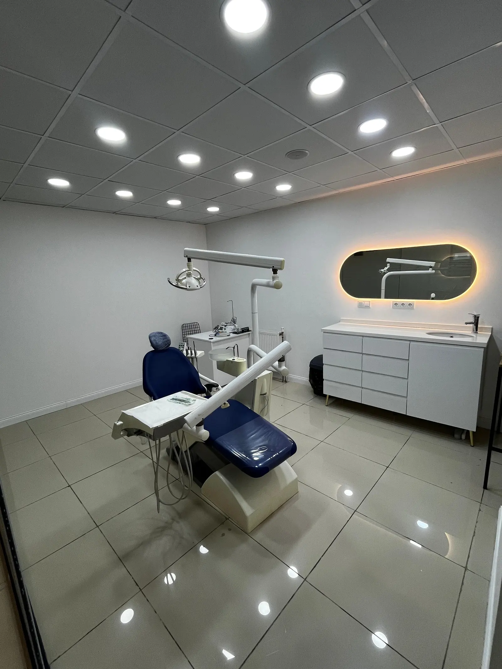 Clinic-provided photograph of Dr Adem Günaydın