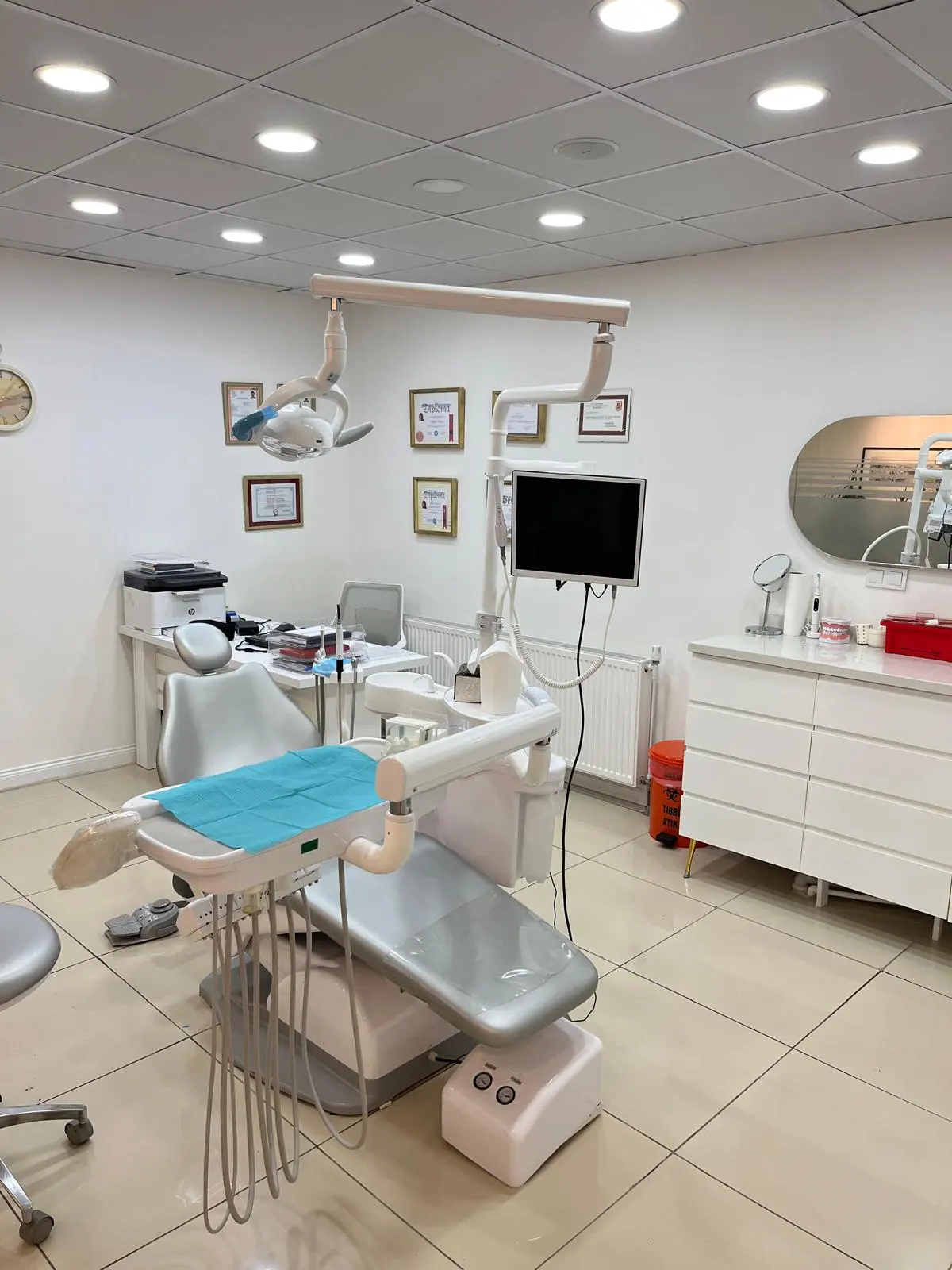 Clinic-provided photograph of Dr Adem Günaydın