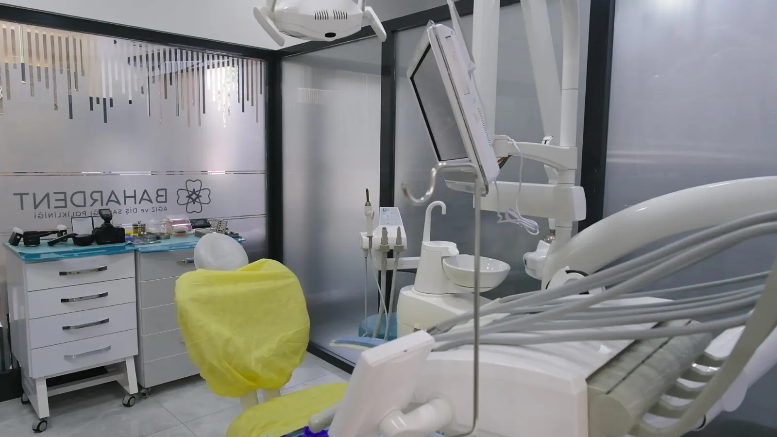 Von der Klinik bereitgestelltes Foto von Bahardent Zahnklinik
