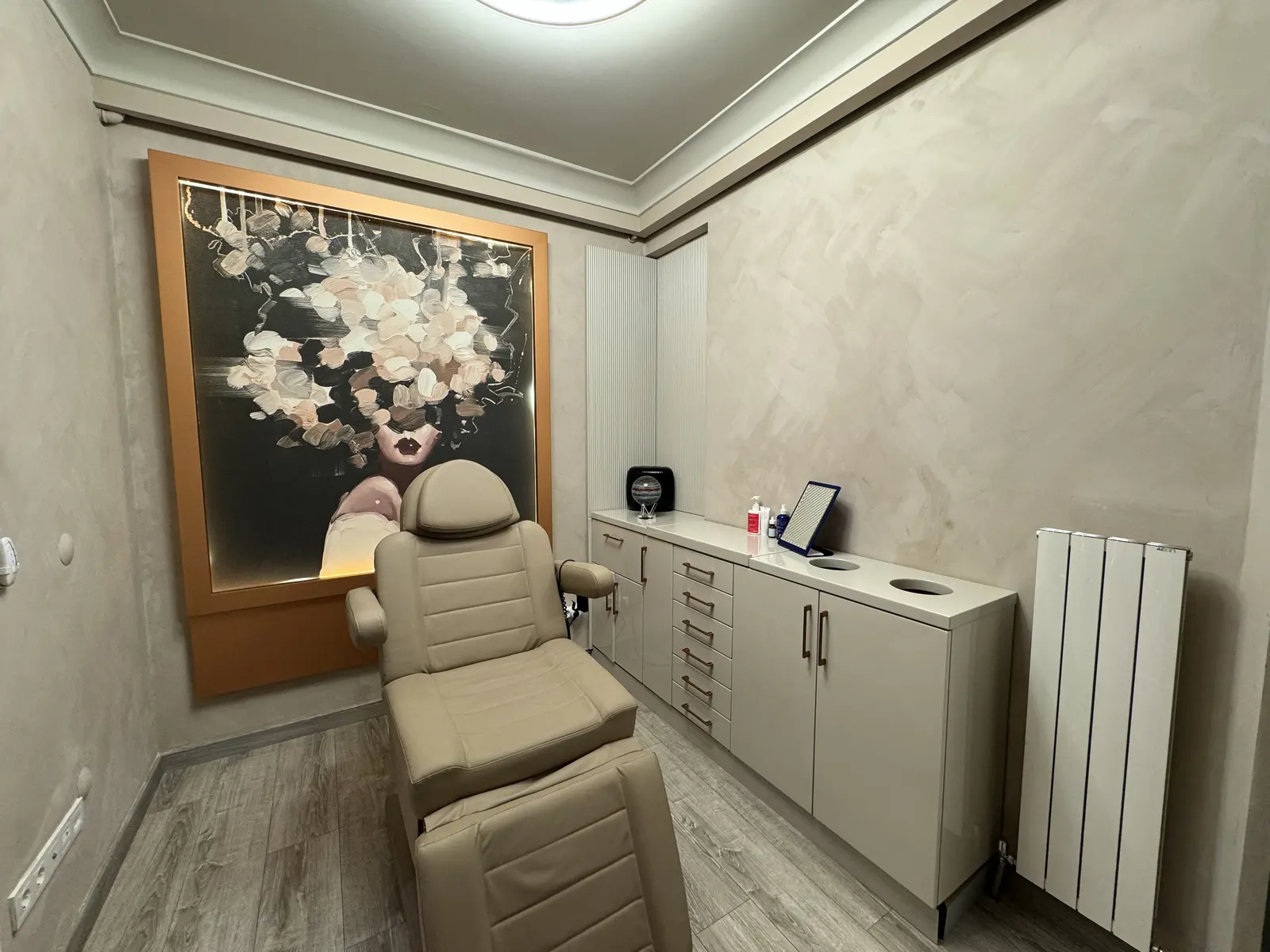 Clinic-provided photograph of Dr Ömer Fatih Şahin
