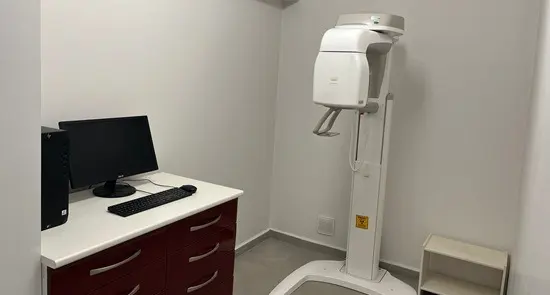 Clinic-provided photograph of Dr Can Sağlat