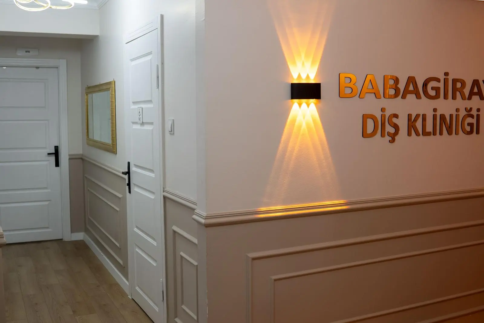 Von der Klinik bereitgestelltes Foto von Babagiray Zahnklinik