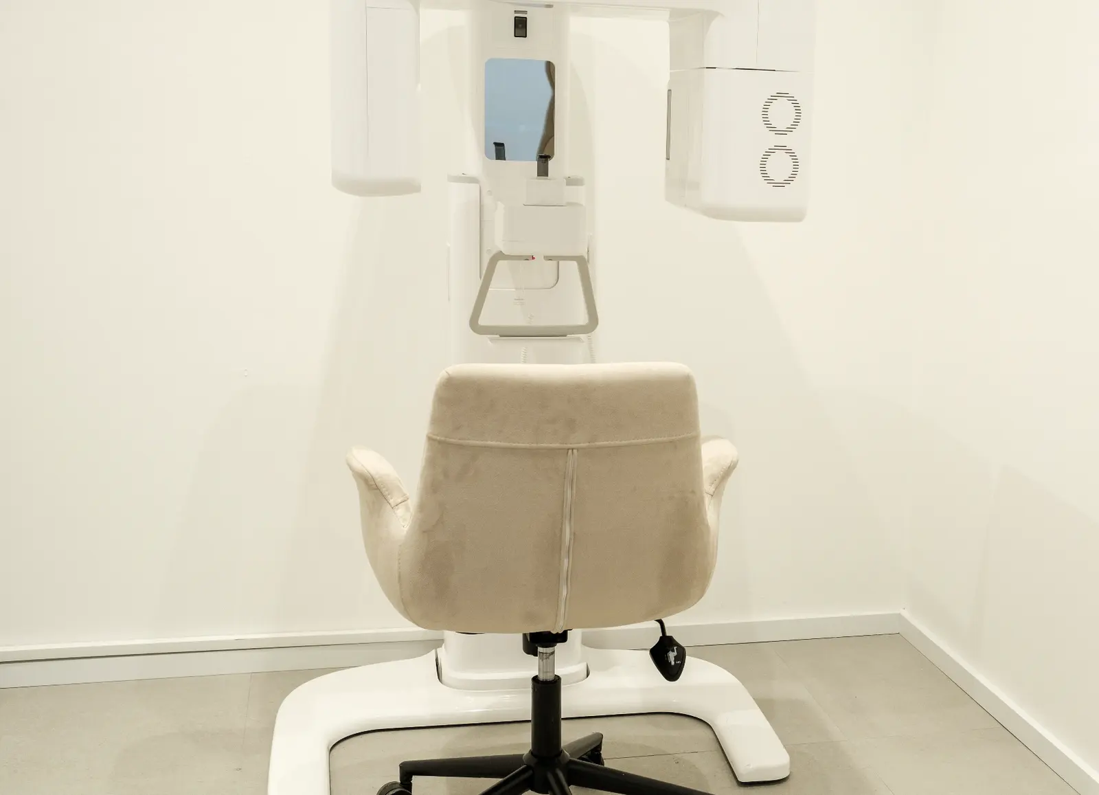 Clinic-provided photograph of Zambak Dental Clinic