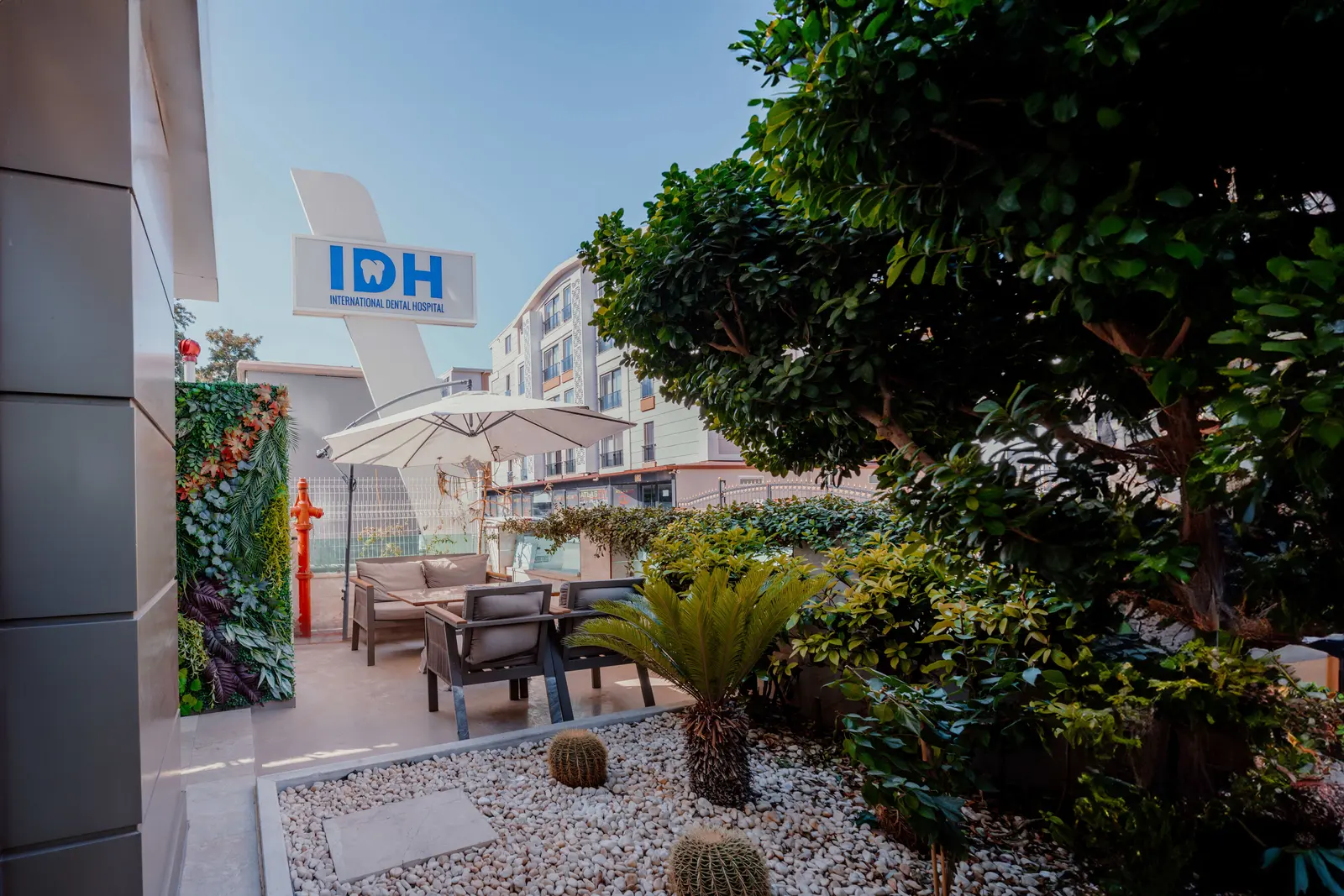 Clinic-provided photograph of IDH Süleyman Mert Dental Clinic