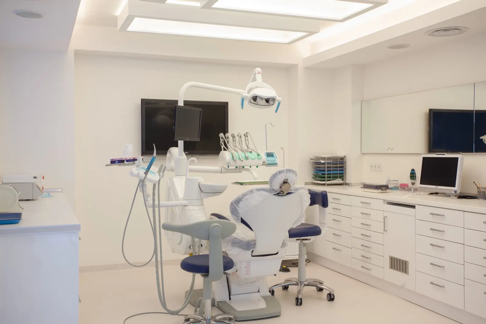 Clinic-provided photograph of Dentram Levent Dental Clinic