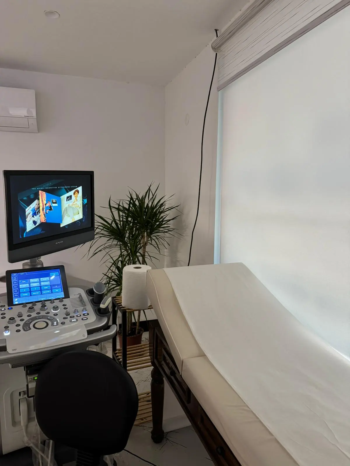 Clinic-provided photograph of Dr Revan Sabri Çiftçi