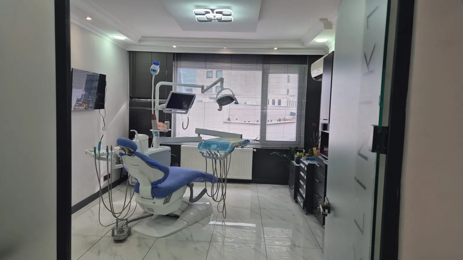 Von der Klinik bereitgestelltes Foto von Dr. Şafak Kantekin