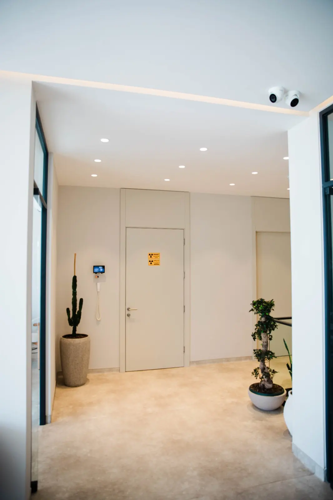 Clinic-provided photograph of Özge Demirdizen Dental Clinic