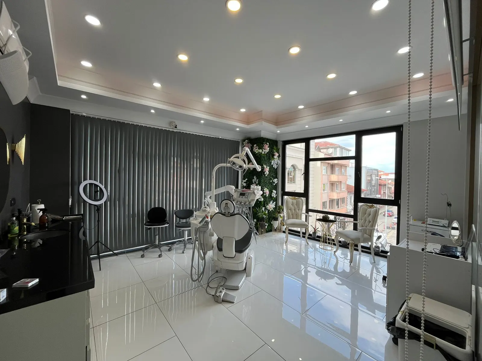 Clinic-provided photograph of Dr Elif Kınalı Yurdakul