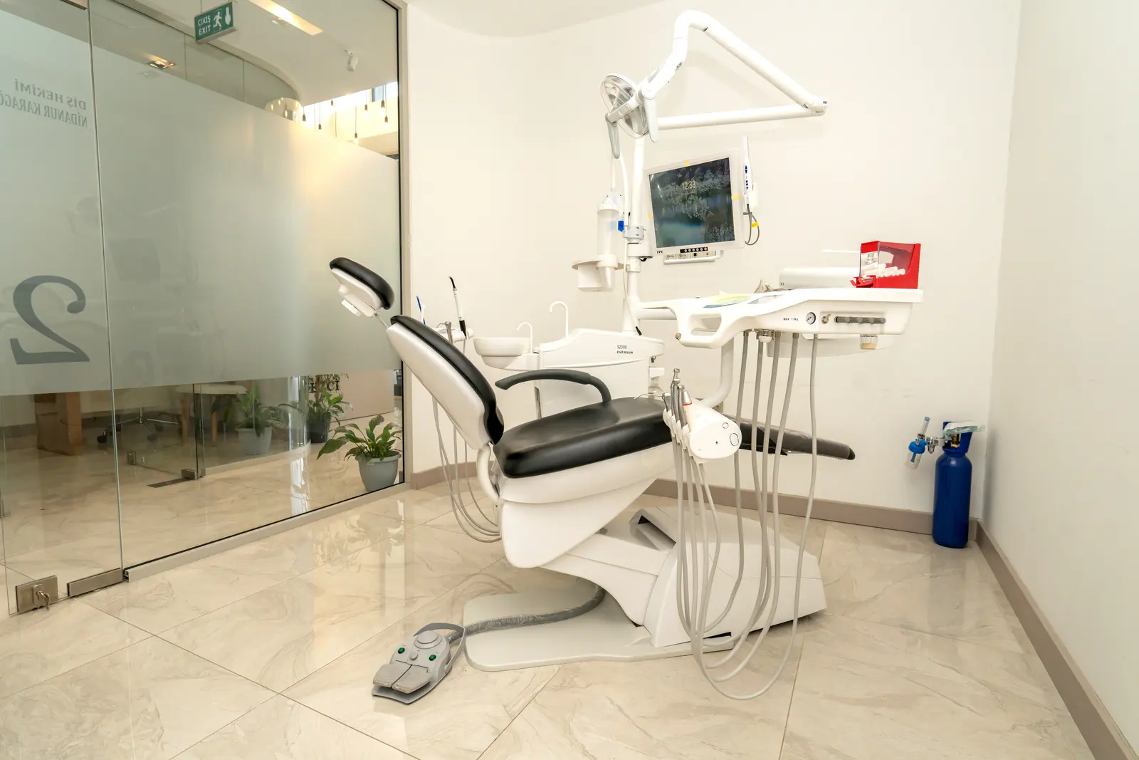 Von der Klinik bereitgestelltes Foto von Casaba Dent