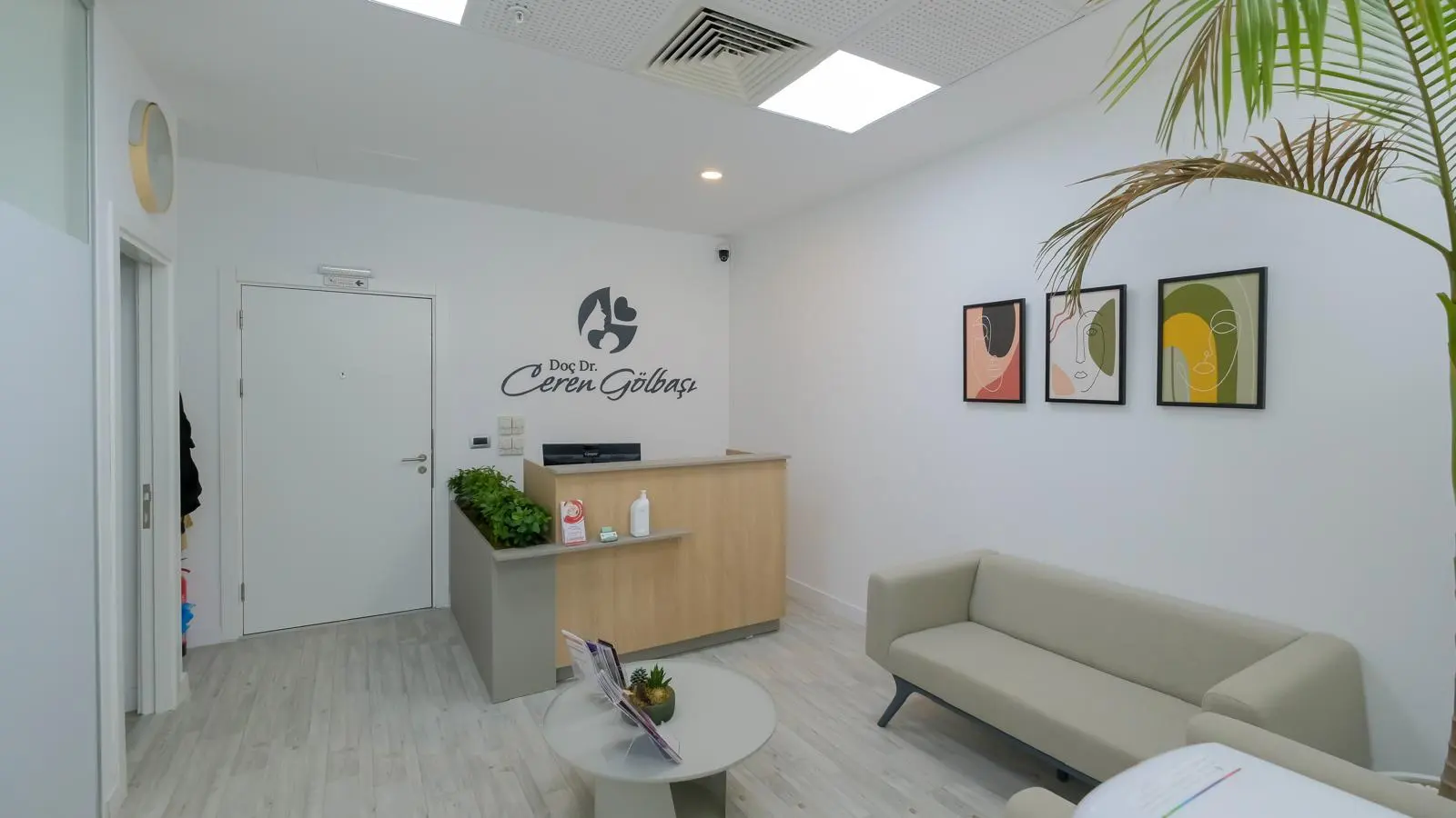 Clinic-provided photograph of Assoc. Prof. Dr Ceren Gölbaşı