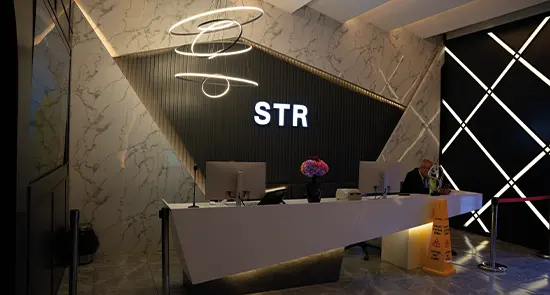 Clinic-provided photograph of STR Dent