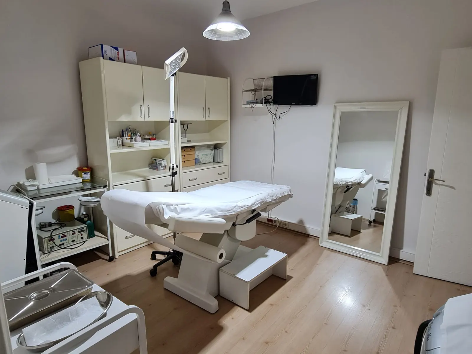 Clinic-provided photograph of Dr Sadullah Karun