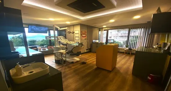Clinic-provided photograph of Dr Yeşim Ramos