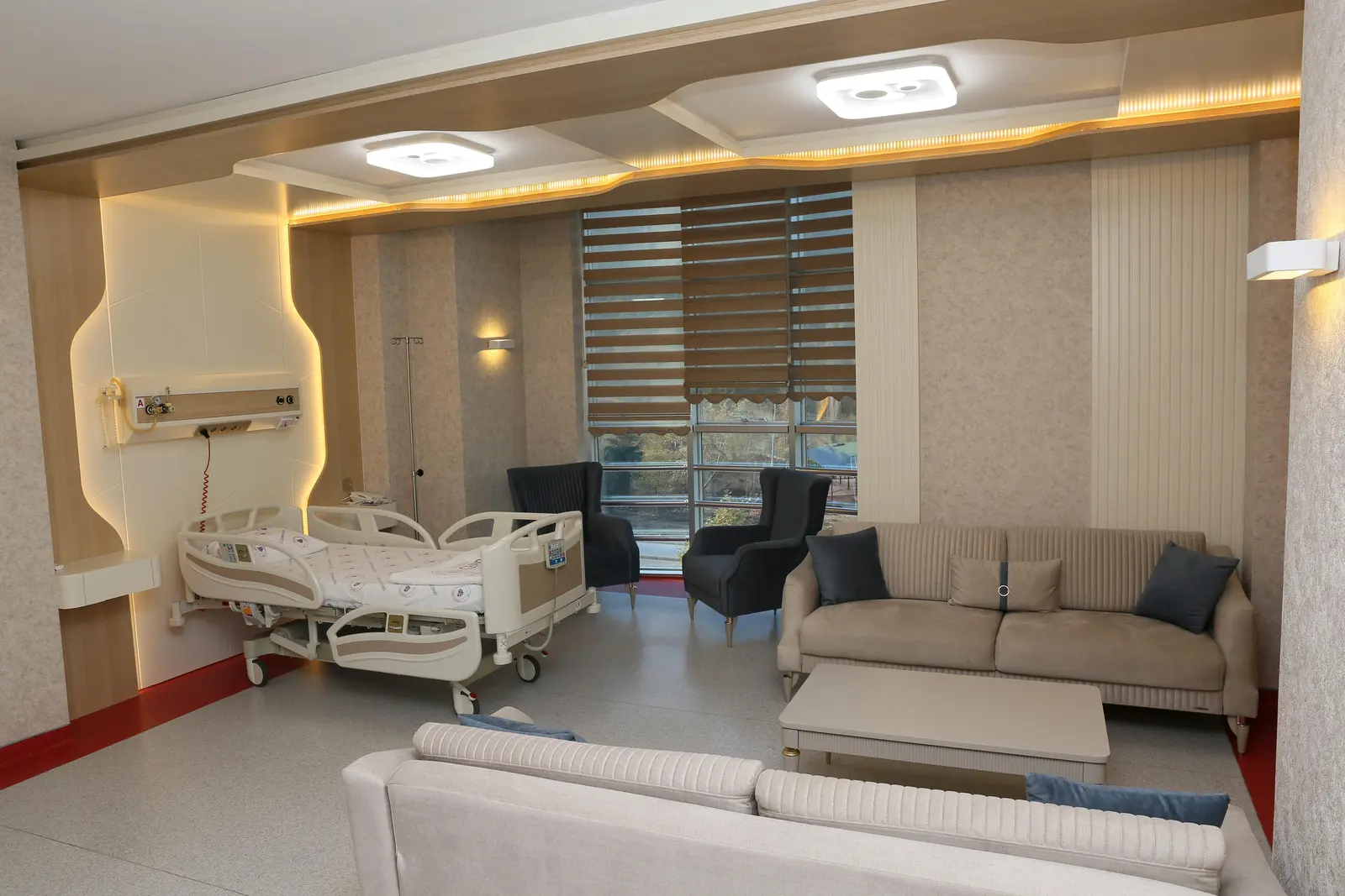 Clinic-provided photograph of Denizli Surgical Hospital