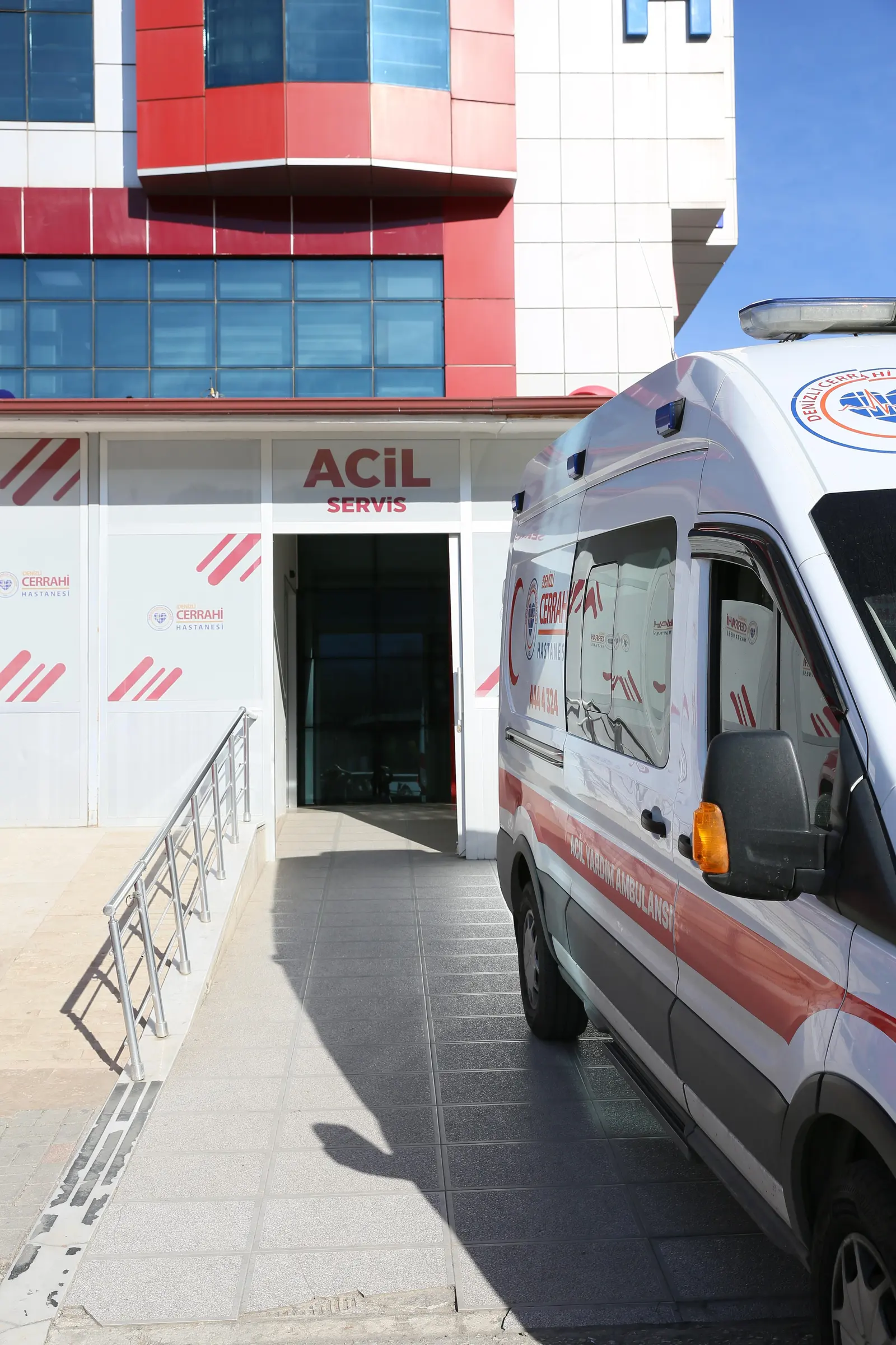Clinic-provided photograph of Denizli Surgical Hospital