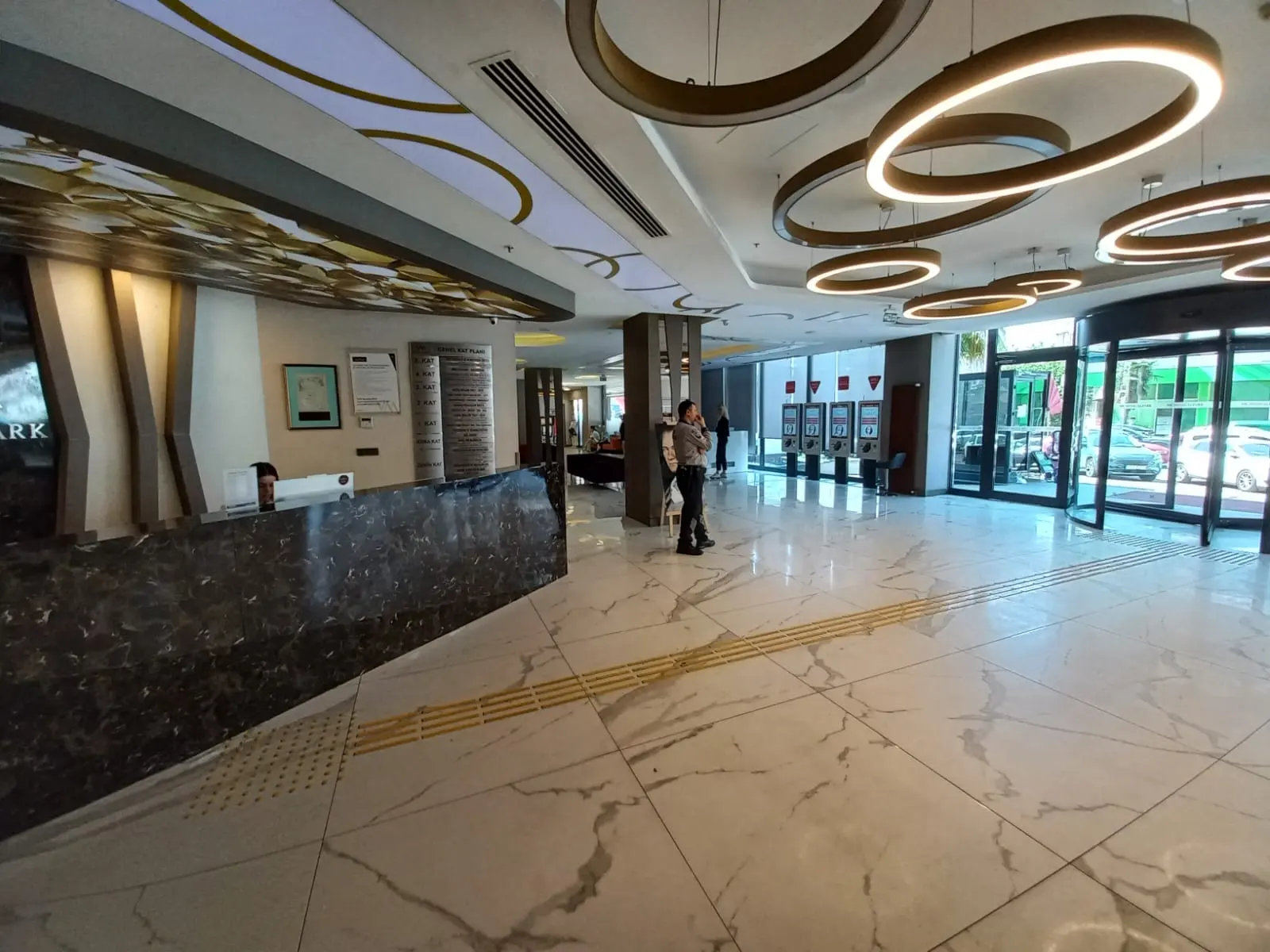 Clinic-provided photograph of VM Medical Park Maltepe Hospital