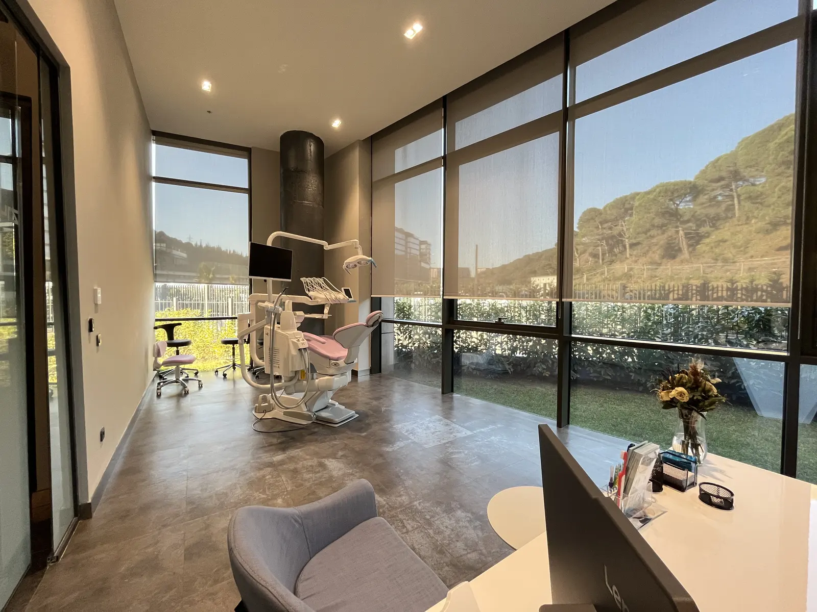 Clinic-provided photograph of İstinye Dental Hospital