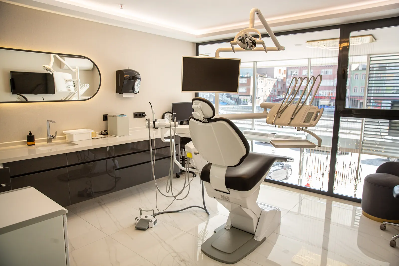 Clinic-provided photograph of Dentomed Şana Dental Clinic