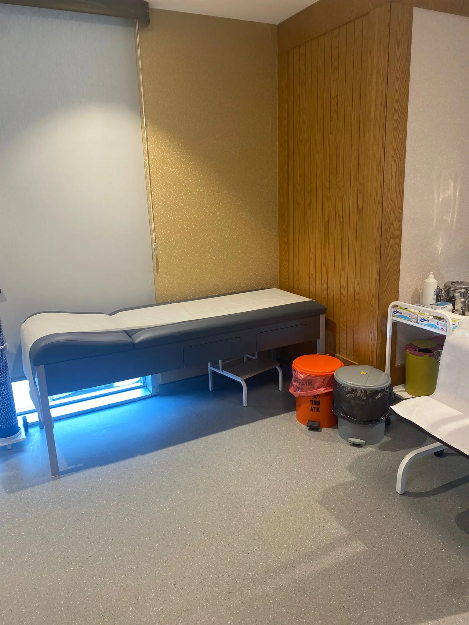 Clinic-provided photograph of Assoc. Prof. Dr Yahya Çelik