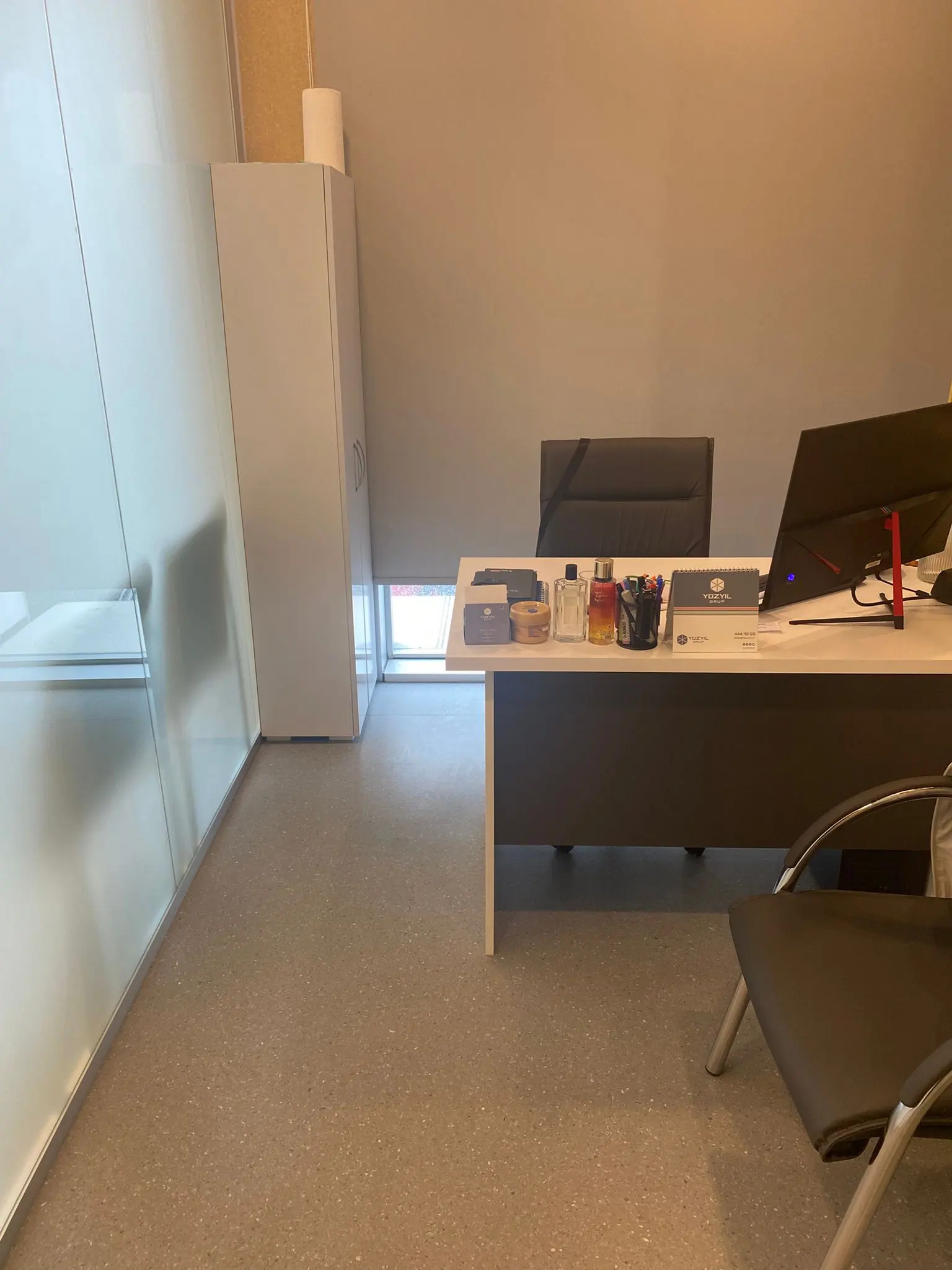 Clinic-provided photograph of Assoc. Prof. Dr Yahya Çelik