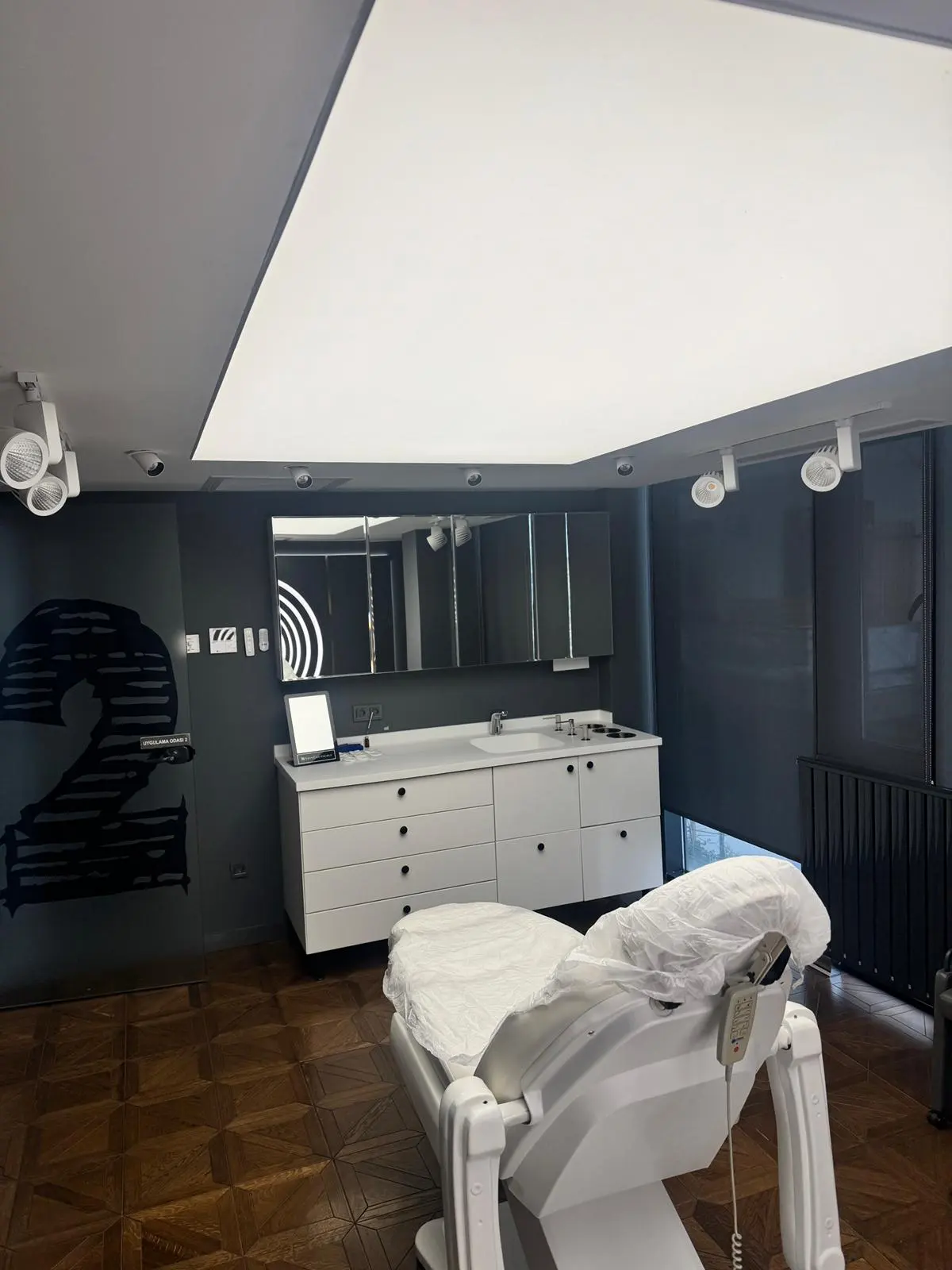 Clinic-provided photograph of Dr Ali Şahan Clinic