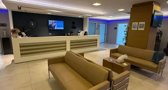 Clinic-provided photograph of Prof. Dr Özcan Öztürk
