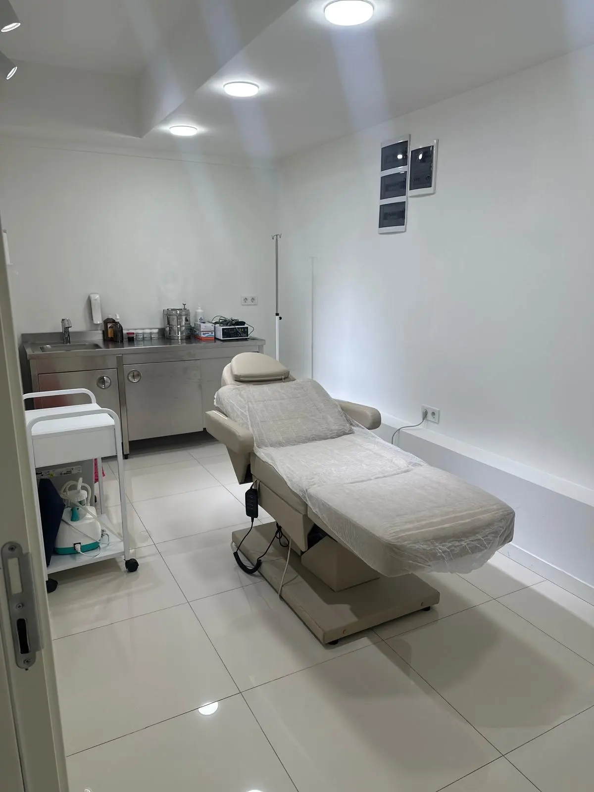 Clinic-provided photograph of Dr Meliha Hamurcu