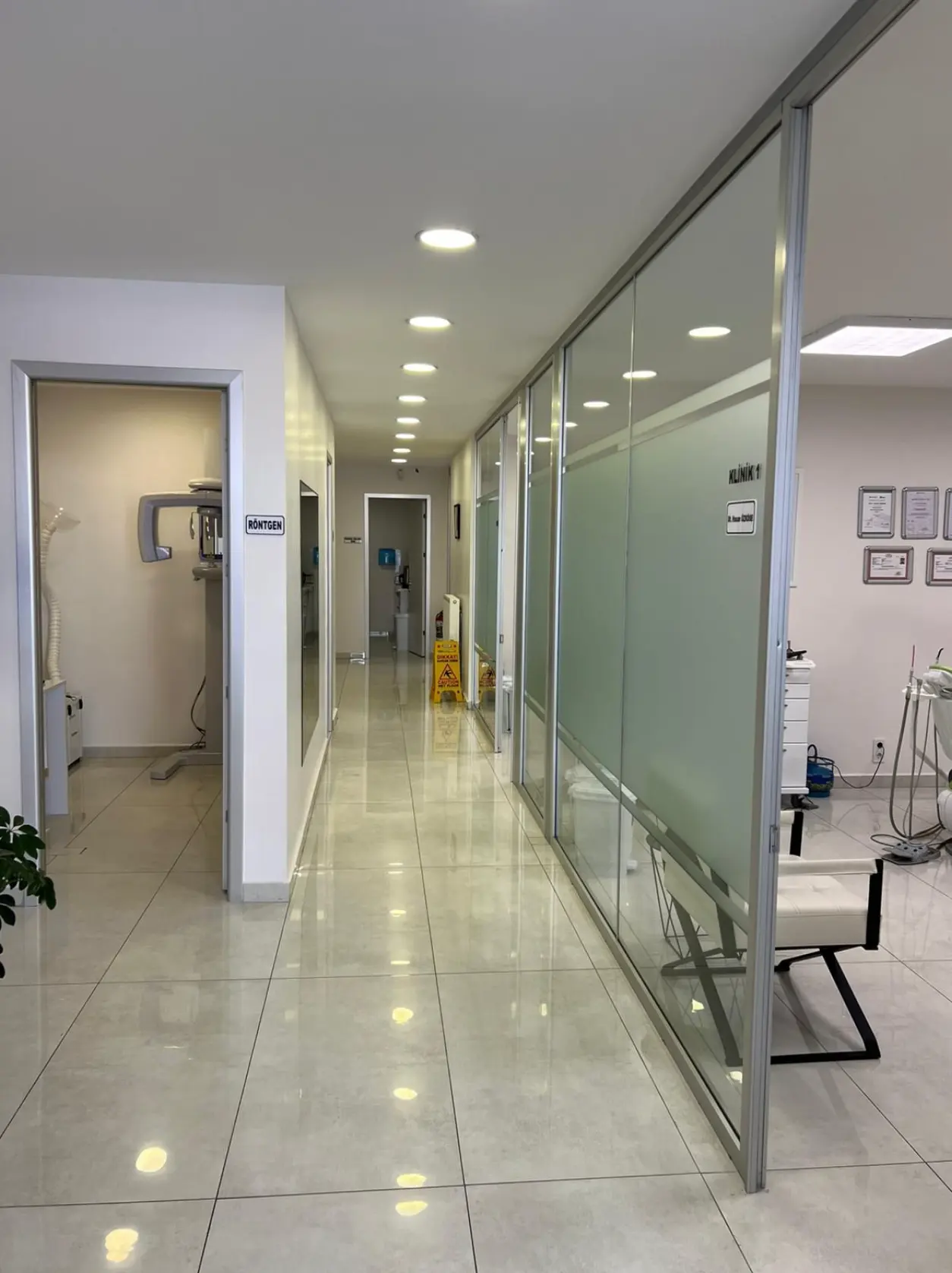 Von der Klinik bereitgestelltes Foto von Dentavend Zahnklinik