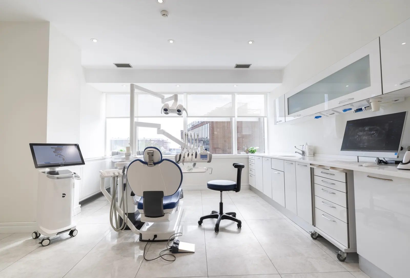Clinic-provided photograph of HSC Dental Clinic