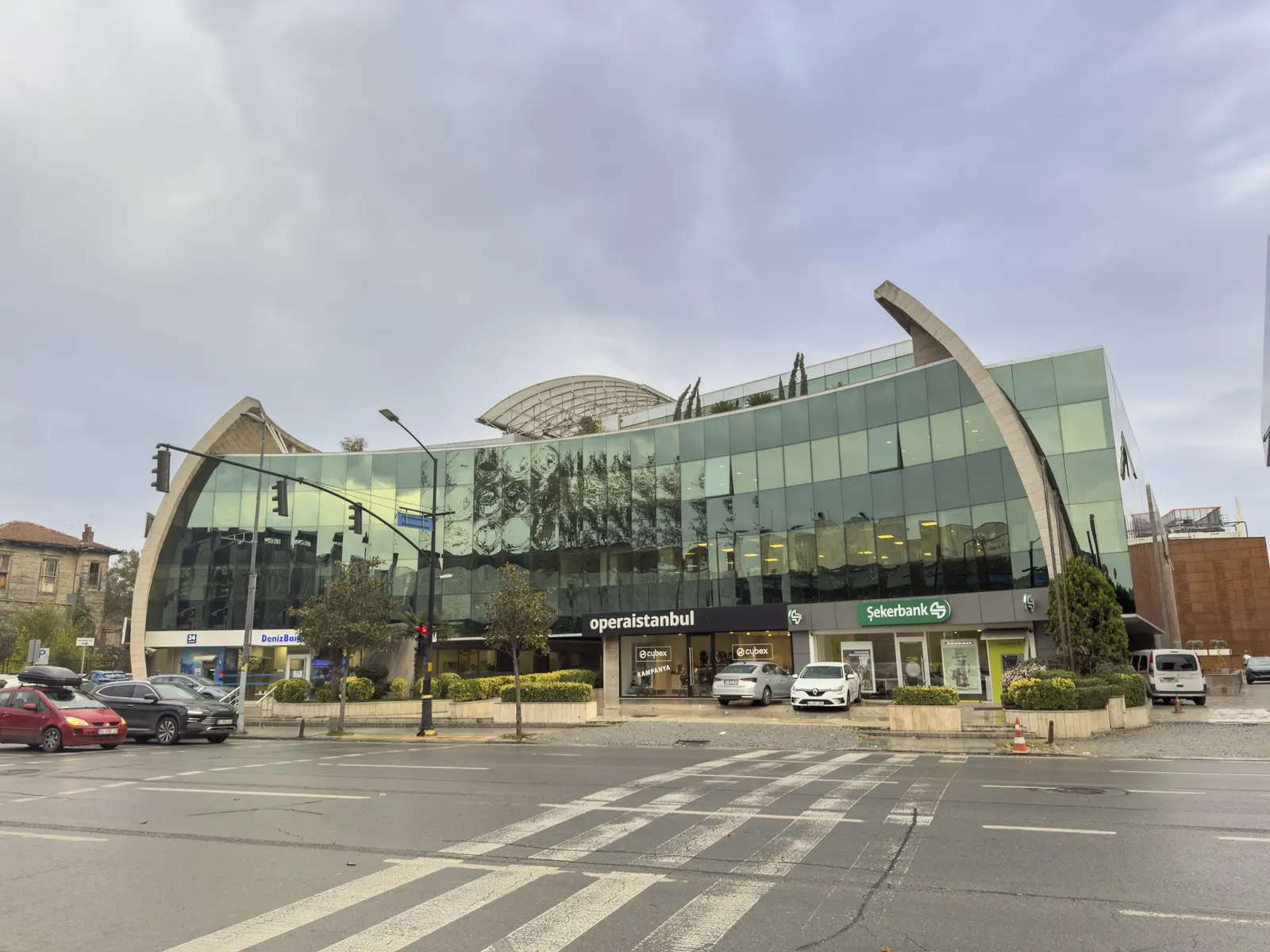 Clinic-provided photograph of HSC Dental Clinic