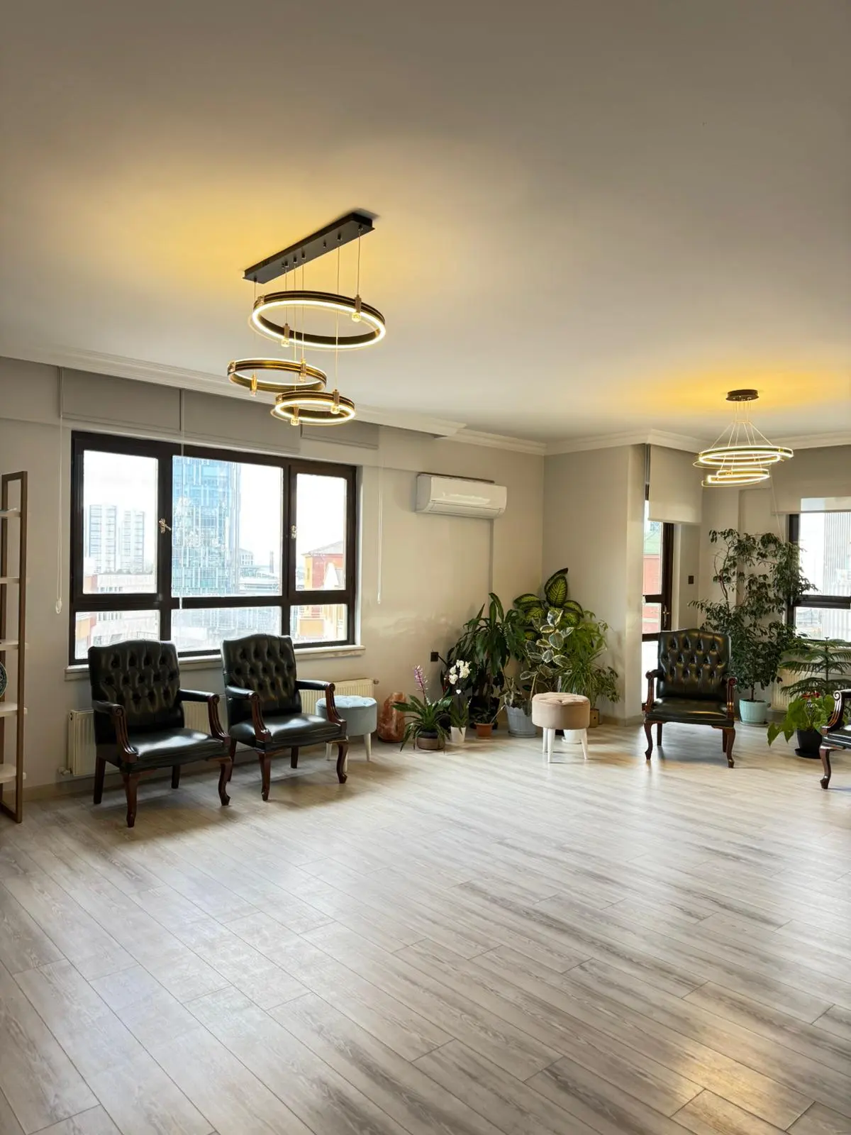 Clinic-provided photograph of Dr Hatice Hürata