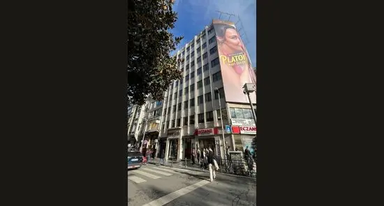 Von der Klinik bereitgestelltes Foto von Dr. Şerif Yavuz