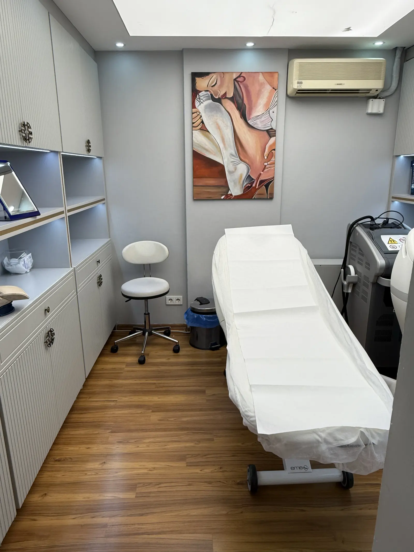 Clinic-provided photograph of Dr Altuğhan Cahit Vural