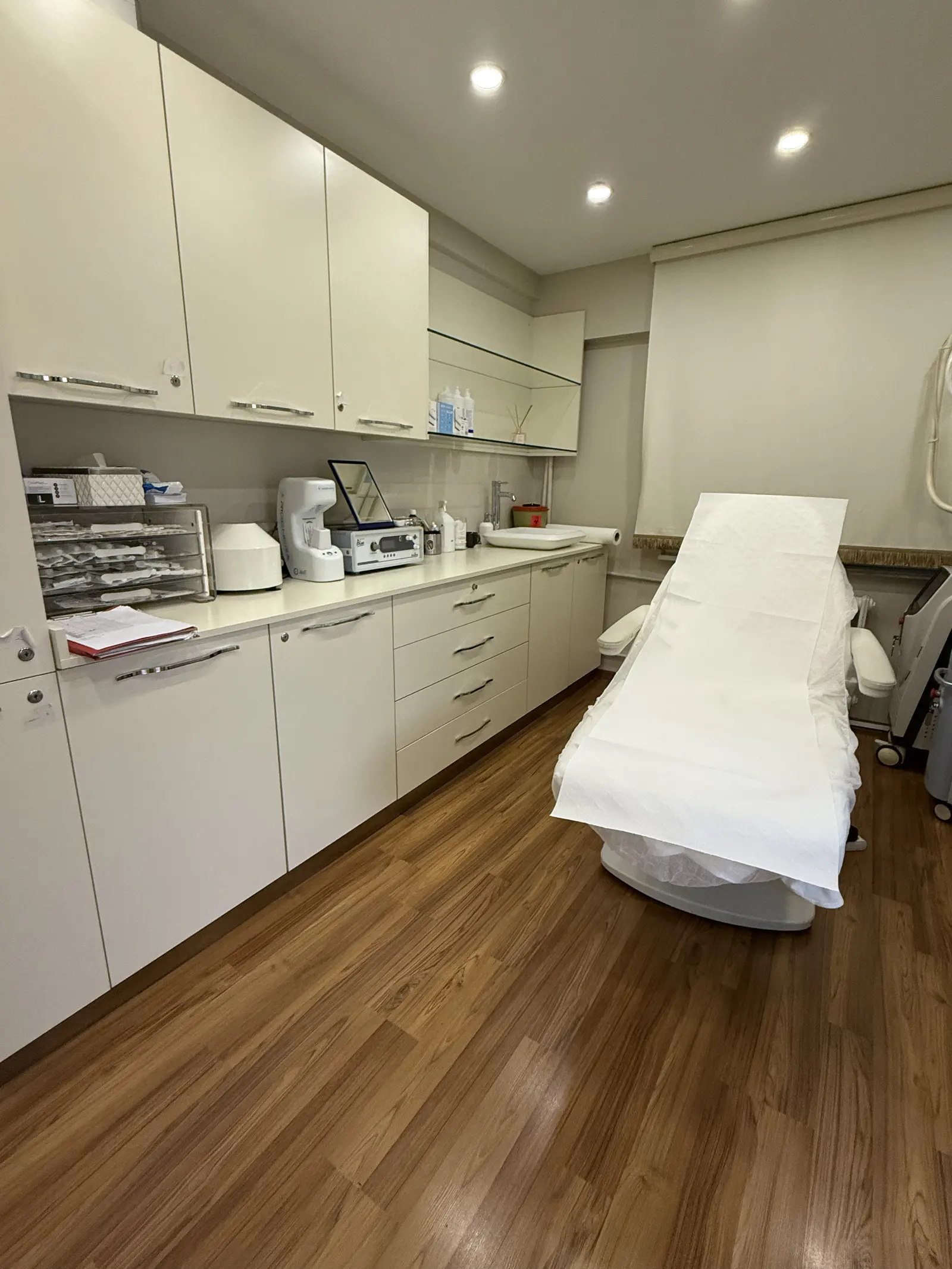 Clinic-provided photograph of Dr Altuğhan Cahit Vural