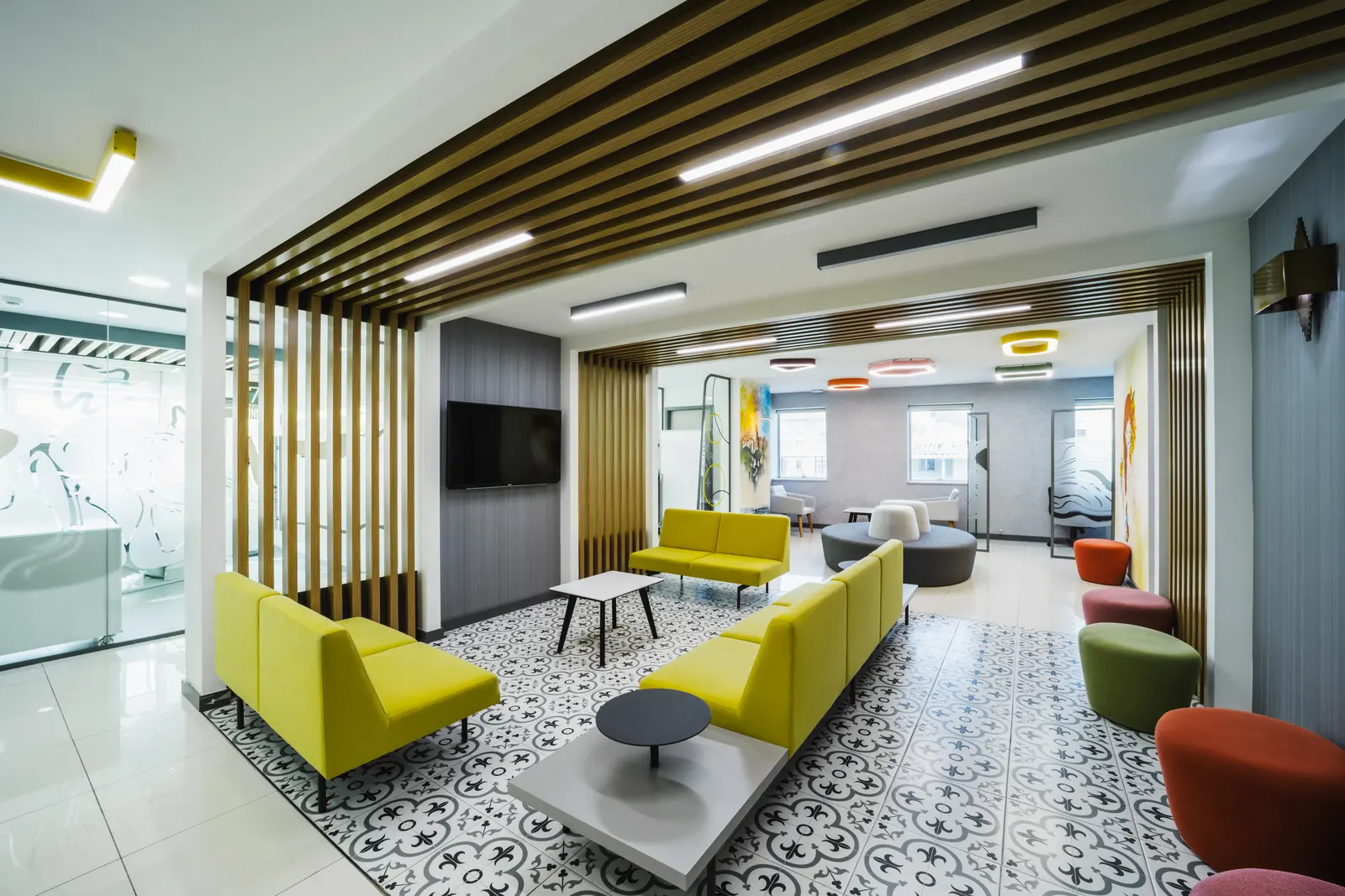 Clinic-provided photograph of Esnan Esenler Dental Clinic