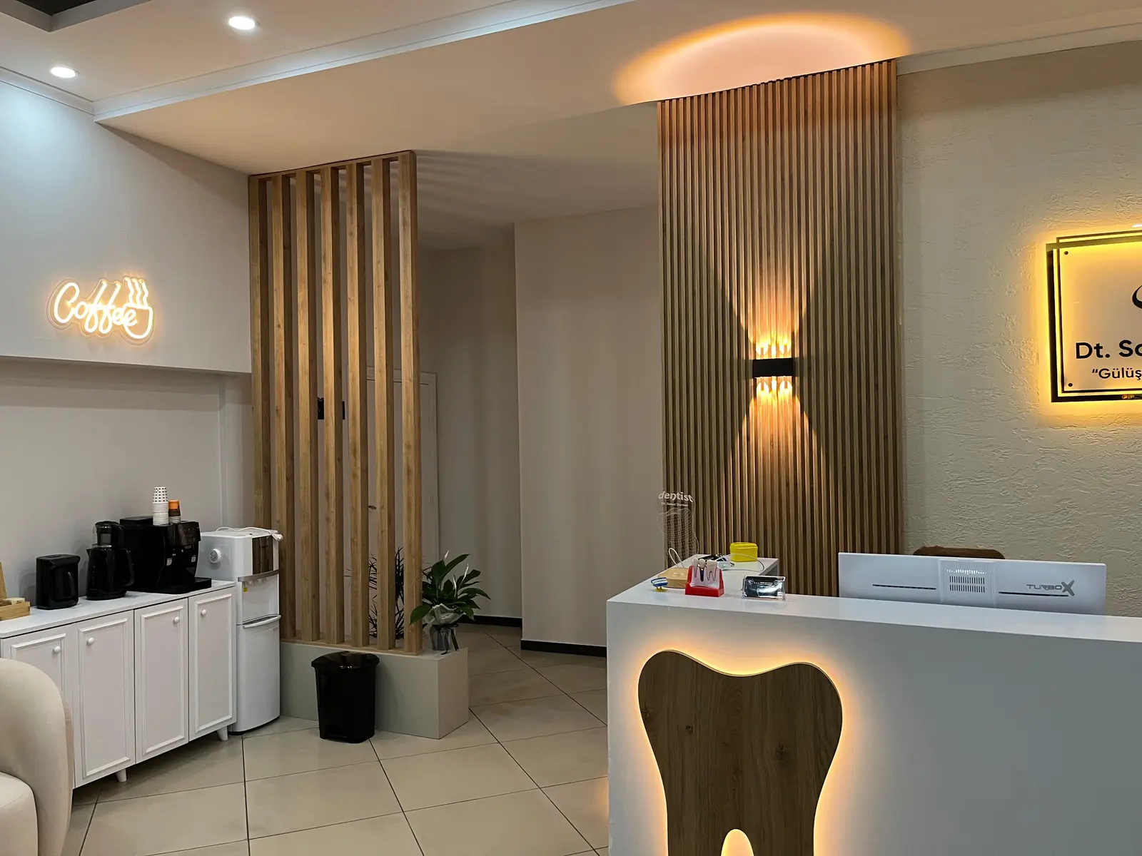 Clinic-provided photograph of Dr Samet Dursun