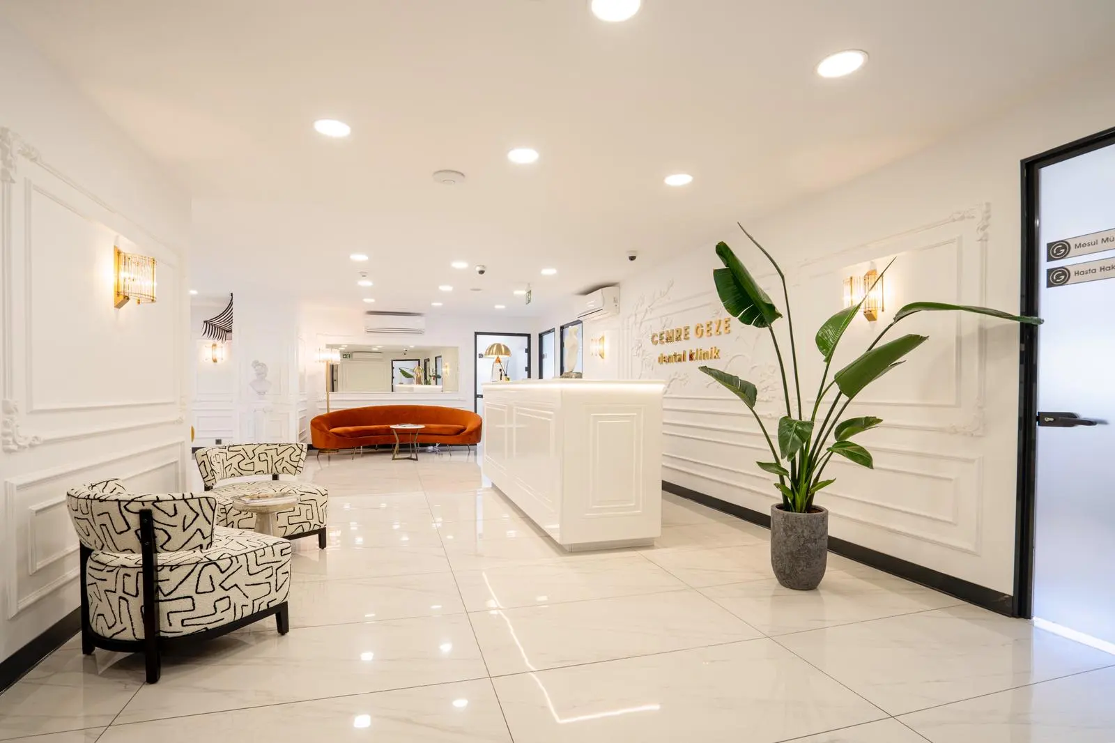 Clinic-provided photograph of Cemre Geze Dental Clinic